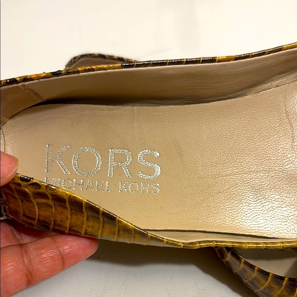 Michael Kors Women's Tan Crocodile-Embossed Shoes